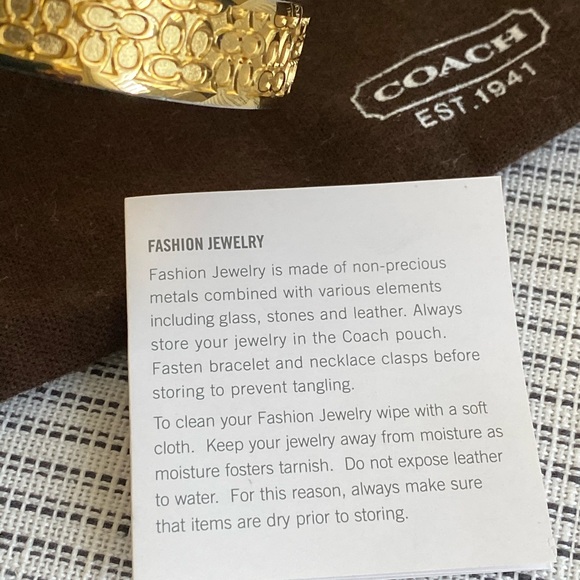 Vintage Coach Signature C Bangle- Goldtone - Picture 4 of 4